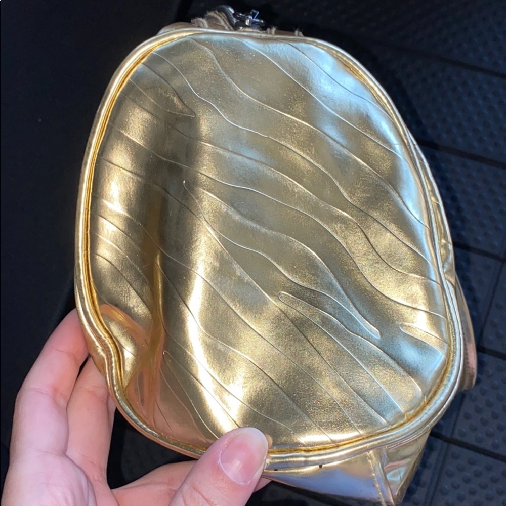 Betsey Johnson Purse - Picture 8 of 9
